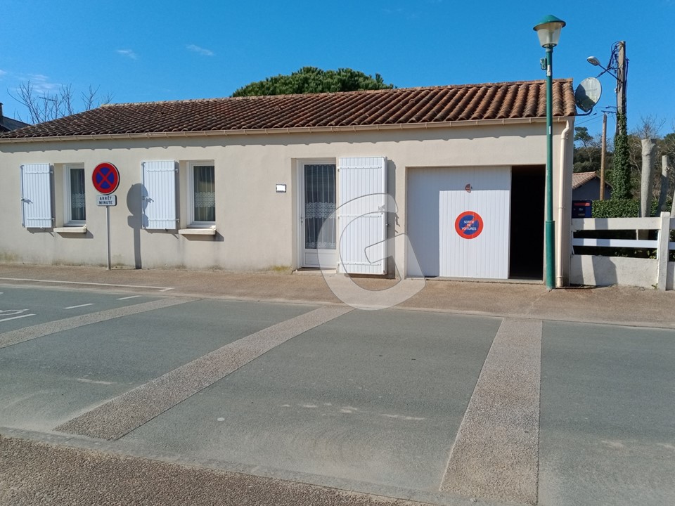 Maison de Vacances pour 4 personnes à 150m de la plage du Rocher à Longeville sur Mer.